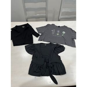 Urban Outfitters Tee, Forever 21‎ Cardigan, Blue Blush Top Bundle size Medium